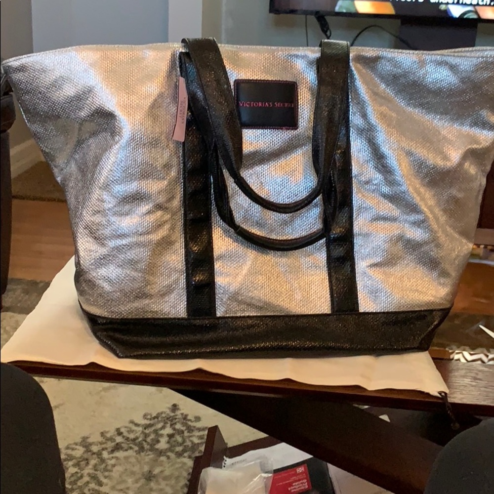 Victoria’s secret tote